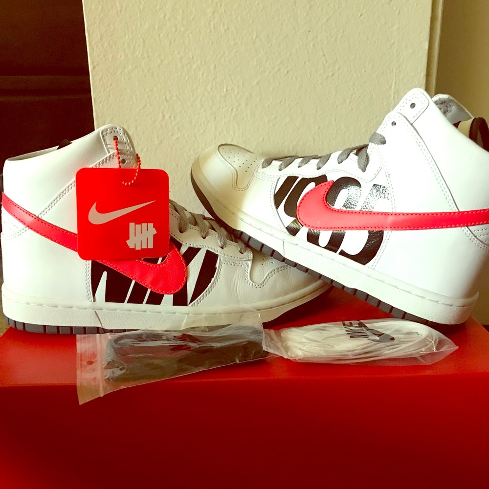 Undefeated Nike Dunks